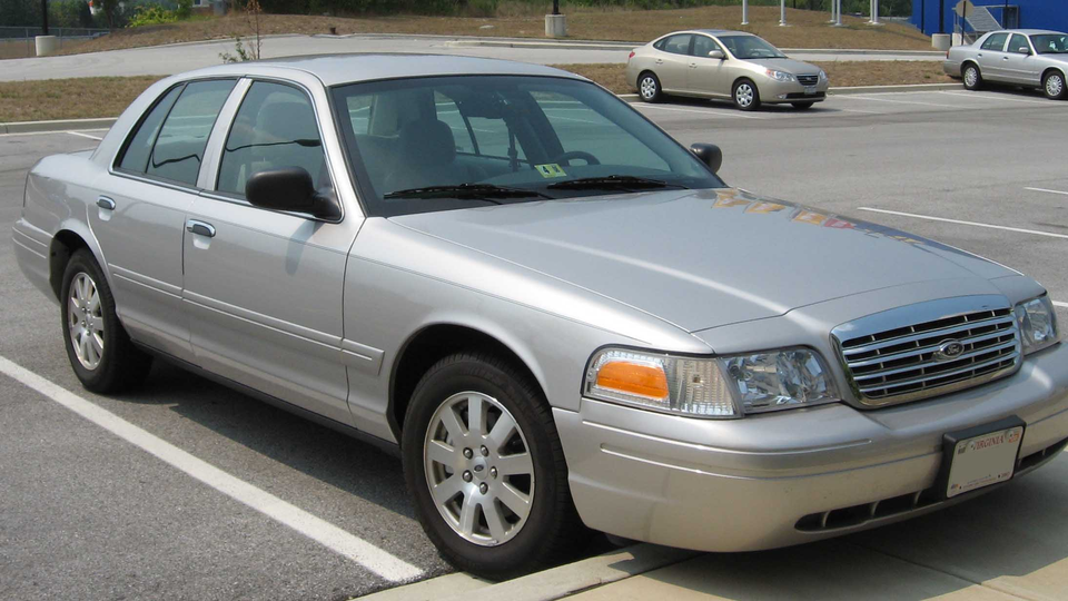 Ford Crown Victoria: почему рамный седан пережил всех