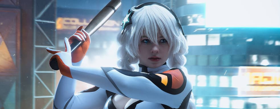 Белая Комета: косплеер предстала в образе Кианы Касланы из Honkai Impact 3rd