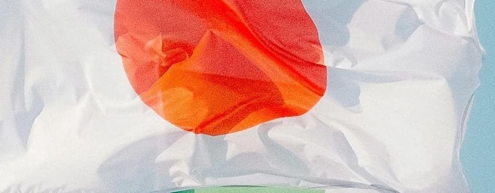 Apple и Google под давлением Японии: новые правила для магазинов iOS и Android