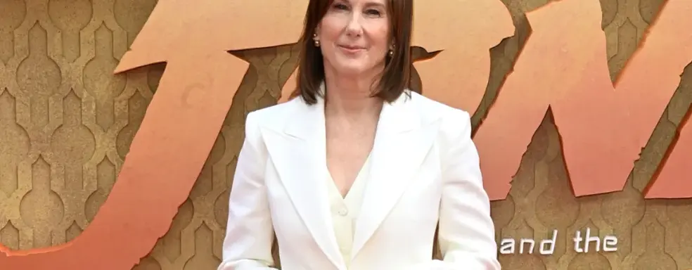 Kathleen Kennedy talks about the new "Star Wars" trilogy that Simon Kinberg is working on