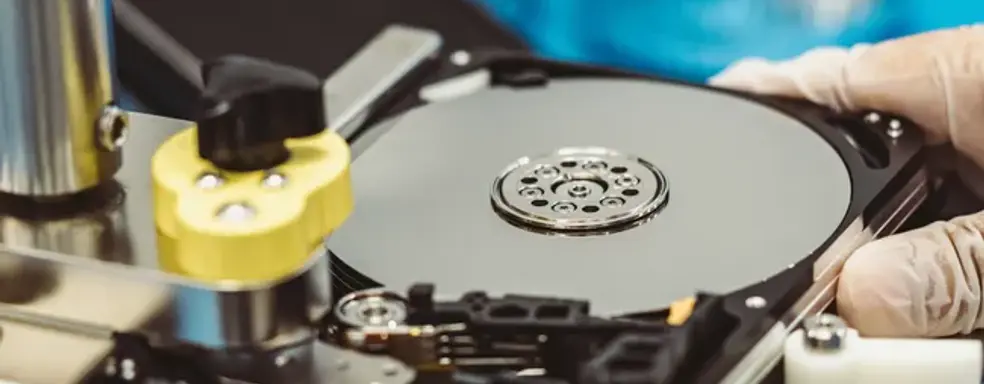 La inteligencia artificial sigue cosechando: el costo de los discos duros aumentó en promedio un 46 % - Medios