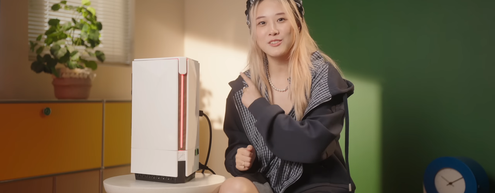 No Exclusives: Girl from China Builds Universal Ningtendo PXBOX 5 Console from PlayStation 5, Xbox Series X, and Nintendo Switch 2