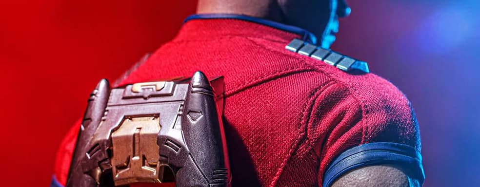 «Я тот, кто дарит мир»: Hot Toys протизерила новую фигурку Миротворца из одноименного сериала