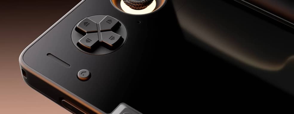 Опубликованы цены на портативную и раскладную консоль с двумя экранами AYN Thor