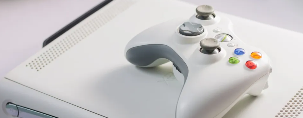 Xbox могли отключить за долги. Специалист по ремонту обнаружил необычную функцию консоли