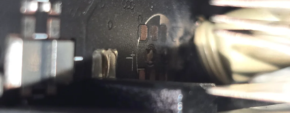 Не только горят: видеокарта RTX 5090 впервые взорвалась — компоненты погнулись ударной волной