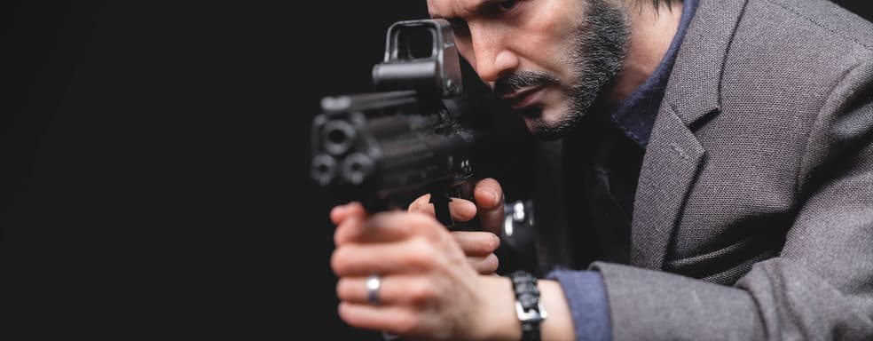 JND Studios открыла предзаказ на фигурки Джона Уика из первой и четвертой частей одноименной киносерии