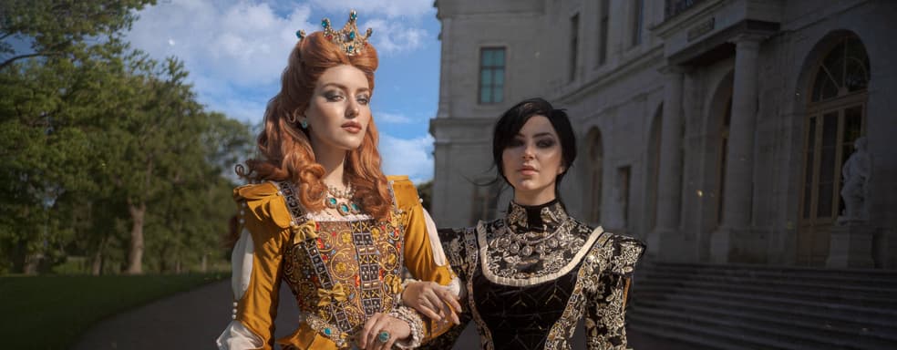 Sisters from Toussaint: Models Show Cosplay of Anarietta and Sianna from \"The Witcher 3: Wild Hunt – Blood and Wine\" Expansion