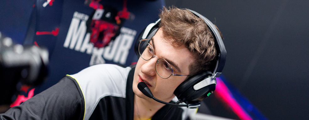 Стример Evelone192 купил права на русскоязычную трансляцию мейджора по CS2