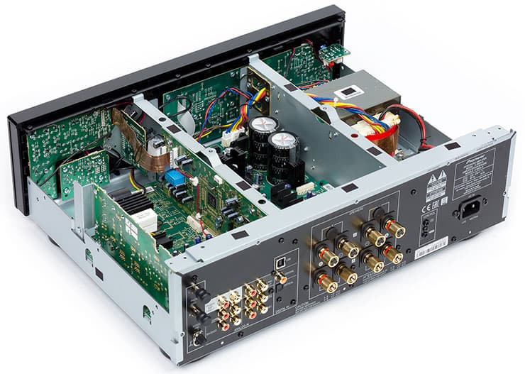 Интегральный усилитель Pioneer A-50DA класса D со встроенным ЦАП