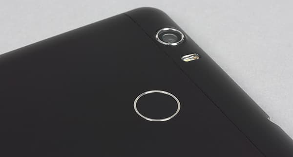 смартфон Leagoo Shark 1