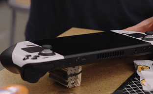 Блогер показал ультимативный Steam Deck с улучшенным охлаждением, батареей, защитой и с 3 ТБ памяти