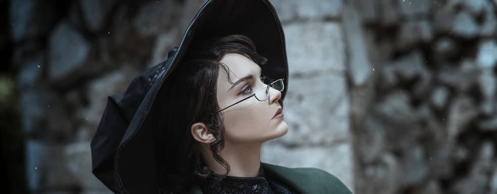 Будущий директор Хогвартса: косплеерша превратилась в Минерву Макгонагалл из вселенной Гарри Поттера