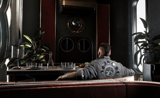 Рейтинг Atomic Heart обвалился на Metacritic. Игроки не оценили свалку идей Mundfish