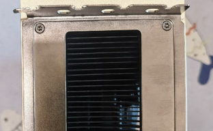 Утечка: фото 4-слотовой GeForce RTX 4090 Titan Ada, плавившей блоки питания