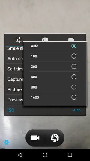Смартфон Doogee Y300