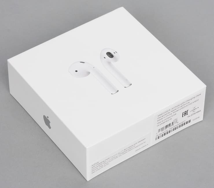 Беспроводные наушники Apple AirPods