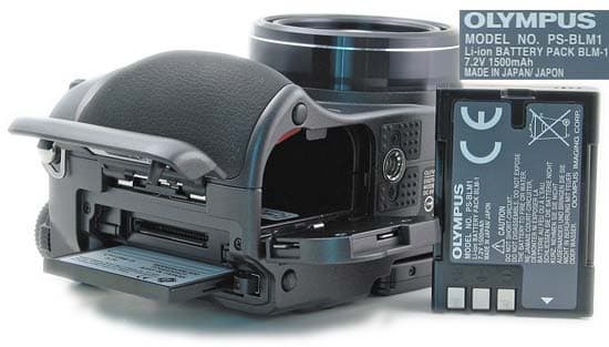 Olympus CAMEDIA C7070 Wide Zoom