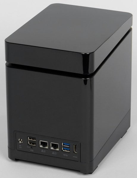 Внешний вид QNAP TS-453mini