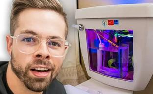 Унитазный гейминг в реальной жизни. Блогер собрал ПК в бачке унитаза и поиграл в CS: GO