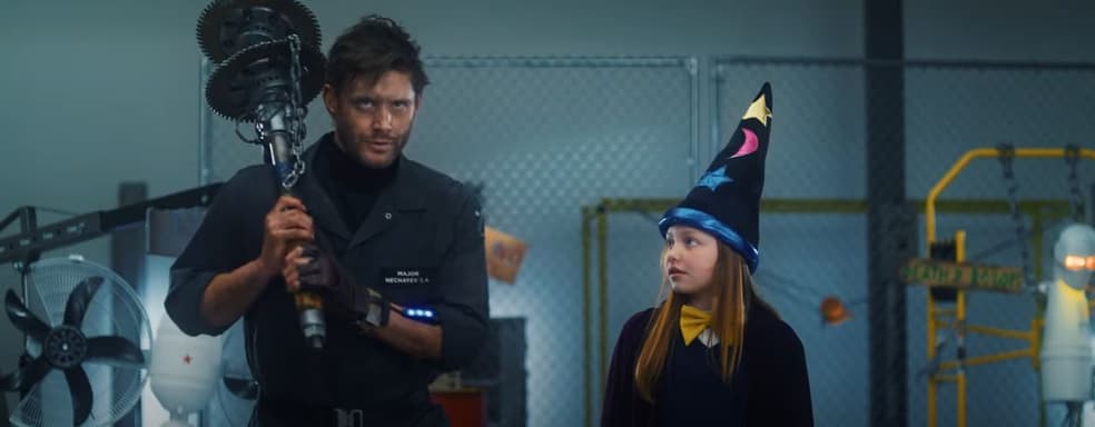 Atomic Heart внезапно получила новый трейлер со звездой «Пацанов» Дженсеном Эклсом