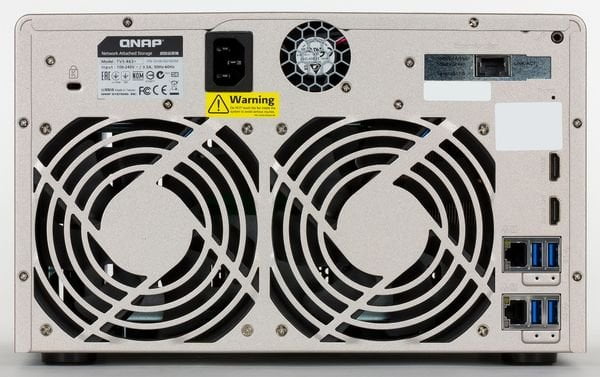 Внешний вид QNAP TVS-863+