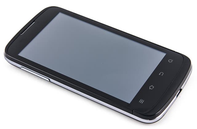 Обзор ZTE V889M. Внешний вид коммуникатора