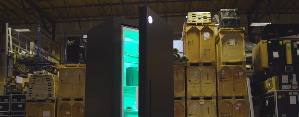 Microsoft запустит в производство мини-холодильники в стиле Xbox Series X