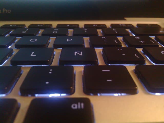 Обзор ZTE V880G. Демонстрационный снимок