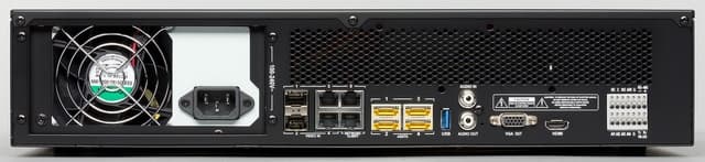 Внешний вид видеорегистратора Idis DR-8364