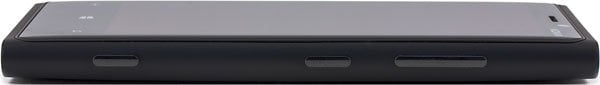 Боковая сторона смартфона Nokia Lumia 920
