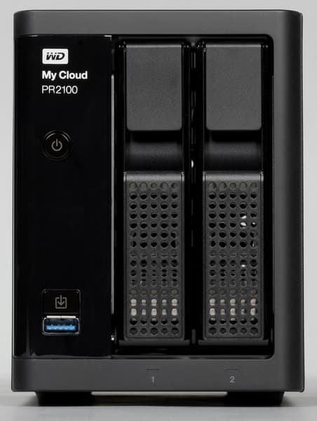 Внешний вид накопителя WD My Cloud PR2100 Внешний вид накопителя WD My Cloud PR2100