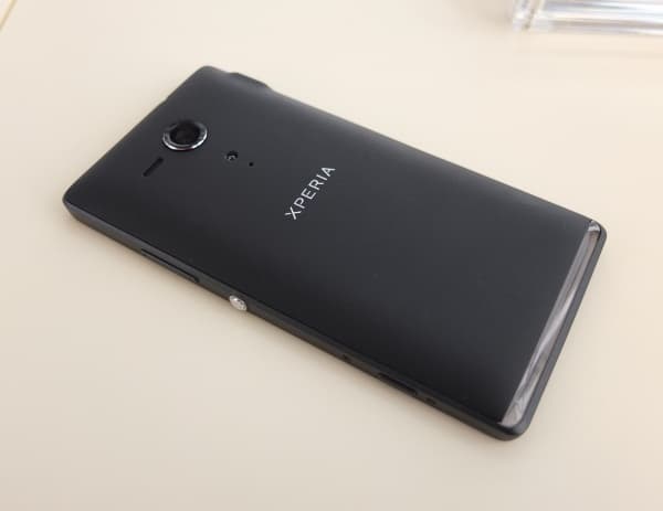 Cмартфоны Xperia SP и Xperia L