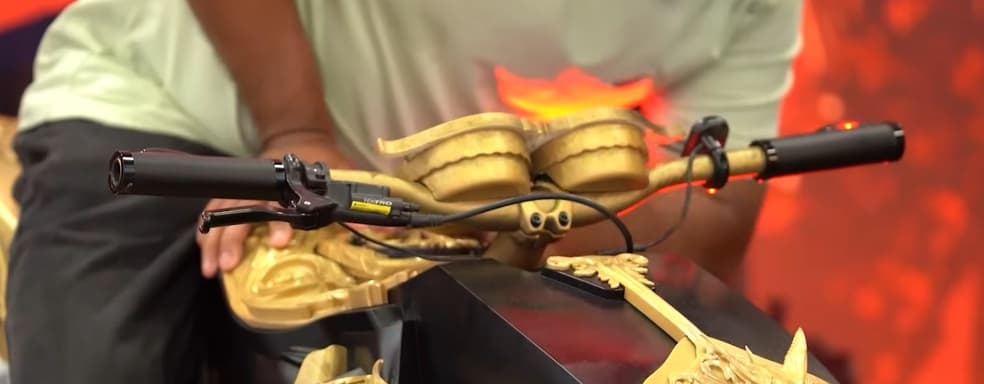 Code Vein 2 на байке. Разработчики показали неожиданную фишку с транспортом