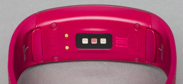 Умный браслет Samsung Gear Fit2 Умный браслет Samsung Gear Fit2