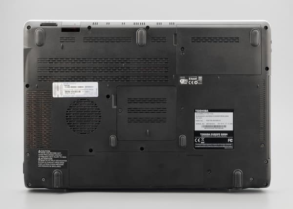 Ноутбук Toshiba Qosmio F750 с 3D-экраном