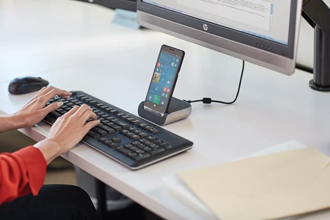 HP Elite X3 in the Dock