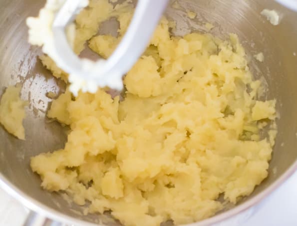 Планетарный миксер Smeg SMF01