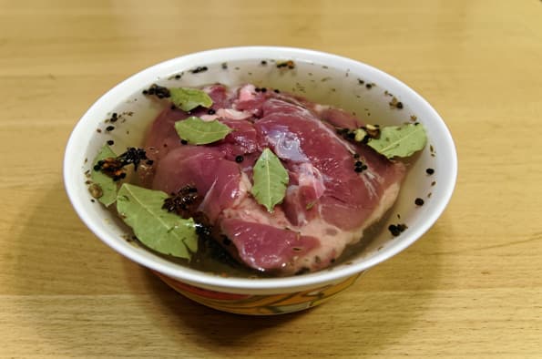 ветчинница Endever Skyline HM 004