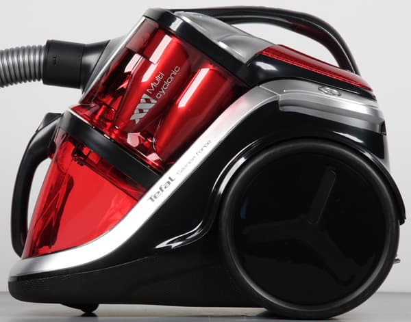 Пылесос Tefal Silence Force TW8370RA, вид слева Пылесос Tefal Silence Force TW8370RA, вид слева