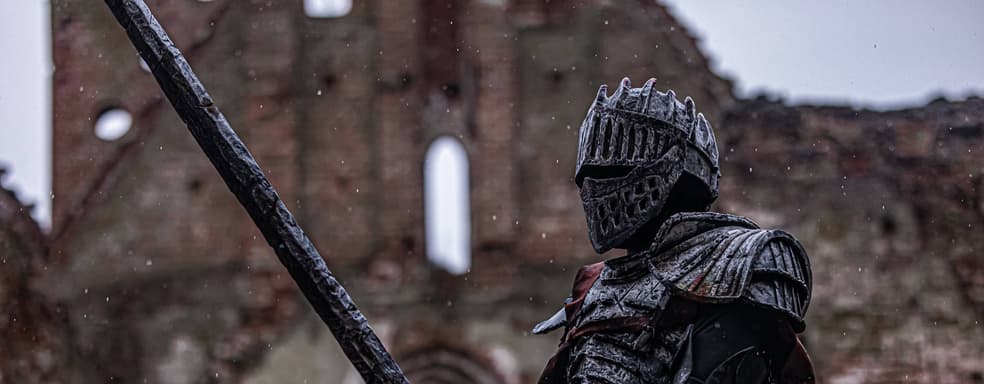 Встреча с финальным боссом: модель предстала в образе Души пепла из Dark Souls 3