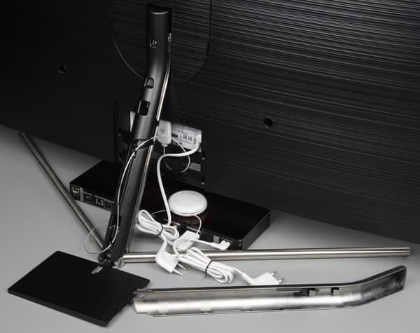 QLED-телевизор Samsung QE55Q7CAMUXRU, вид сбоку