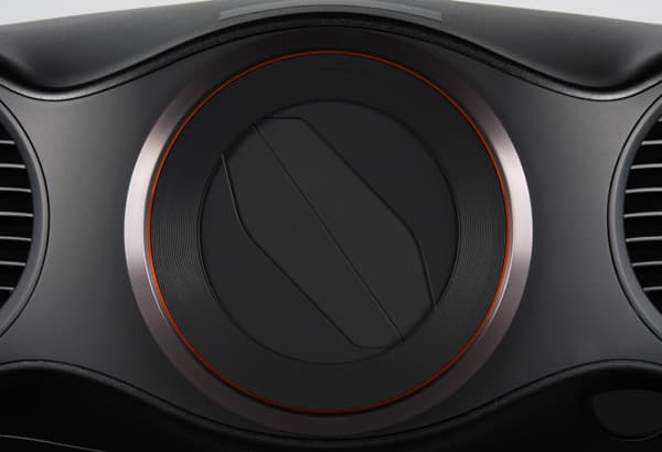 Проектор Epson EH-LS10000, объектив