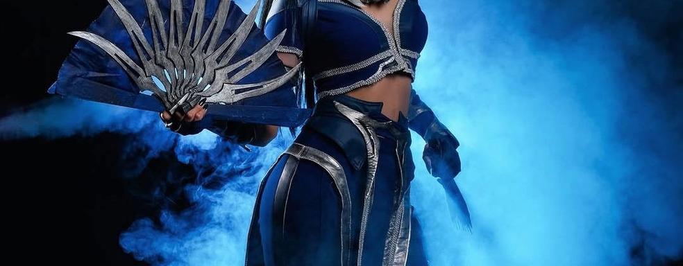 Принцесса Эдении: модель показала косплей Китаны из файтинга Mortal Kombat 1