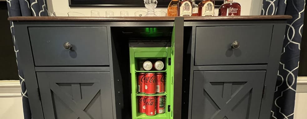 Игроки показали, как используют холодильник Mini Fridge в стиле Xbox Series X