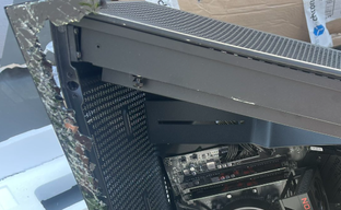 Gamer ordered a gaming PC, but it was badly damaged during delivery