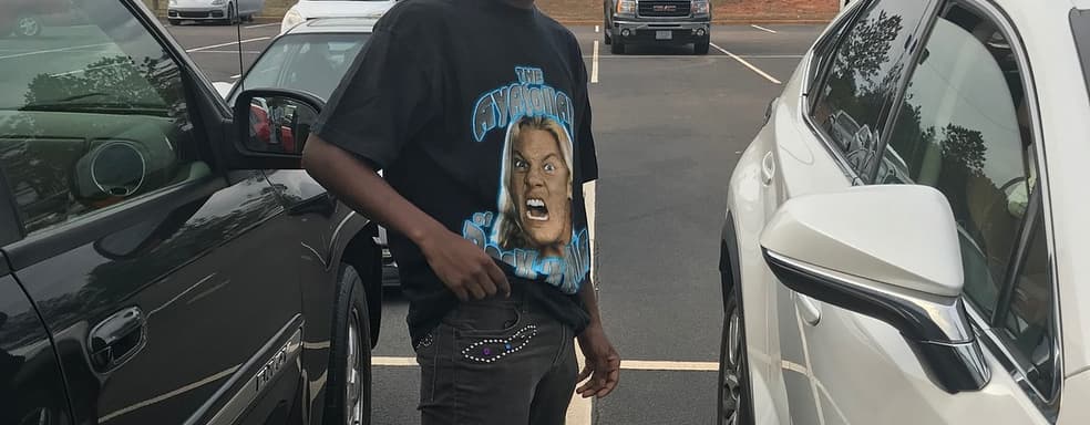 Twitch забанил популярного чернокожего стримера за расизм в отношении белых