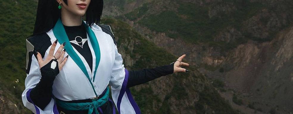 На защите команды: косплеерша предстала в образе агента Sage из Valorant