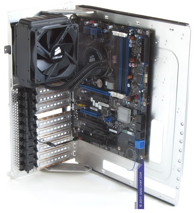 Система жидкостного охлаждения Corsair Hydro H70