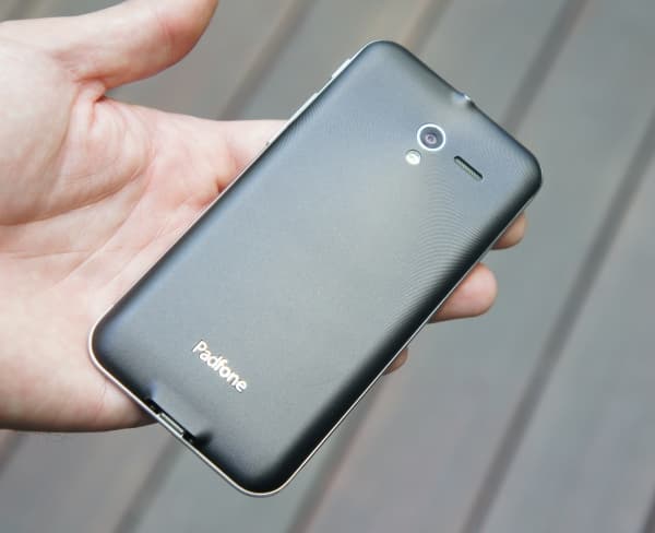 Презентация Asus Padfone2 в Милане